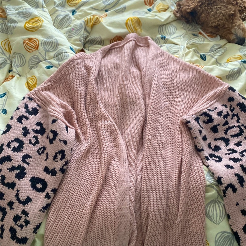 Really cute cheetah print sweater